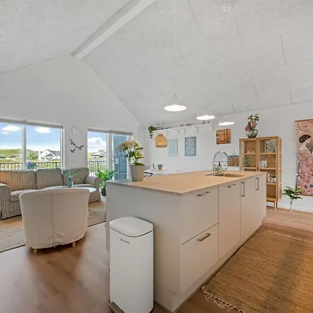 Ila - 350m From The Sea By Interhome *